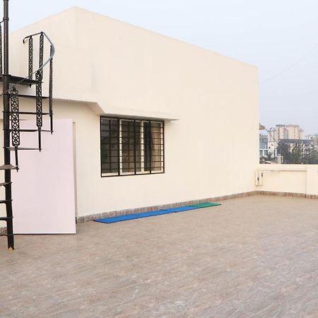 Radharani Apartment Kolkata Ngoại thất bức ảnh